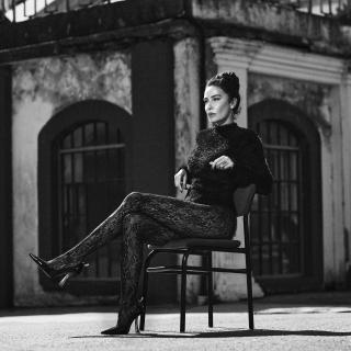 Kafa Yüksek Kalp Kırık